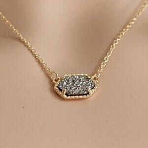 Quartz Oval Pendent Druzy Necklace NWOT